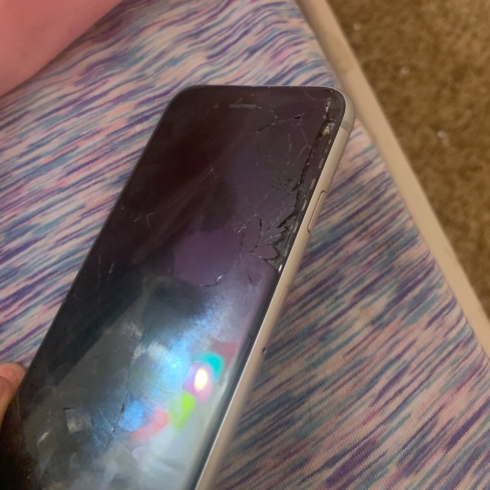 IPHONE 6s!! - Picture 4 of 4